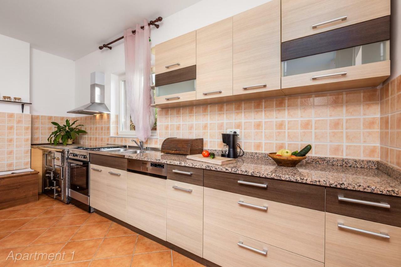 Apartments Rumac Opatija Extérieur photo
